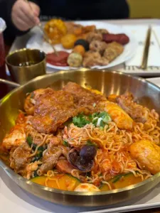 Drama Hot Pot Hot Pot restaurant in Richmond – fine dining dishes, interior photos, and ambiance.