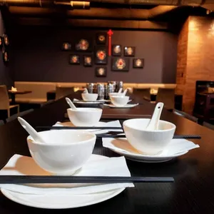 Yaletown Chinese restaurant - Chinese restaurant in Downtown Vancouver – fine dining dishes, interior photos, and ambiance.