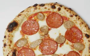 Pizza Garden Metrotown - Pizza restaurant in Burnaby – fine dining dishes, interior photos, and ambiance.