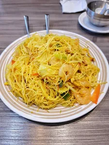 Happy Day Cafe Kingsway - Taiwanese & HK Cafe restaurant in Vancouver – fine dining dishes, interior photos, and ambiance.