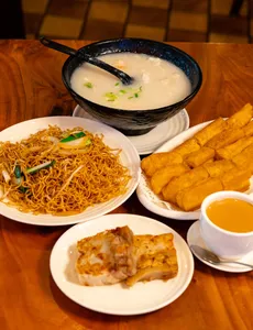 Happy Valley Hong Kong Cafe - Taiwanese & HK Cafe restaurant in Burnaby – fine dining dishes, interior photos, and ambiance.