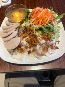 LienHiep Restaurant - Vietnamese restaurant in Vancouver – fine dining dishes, interior photos, and ambiance.