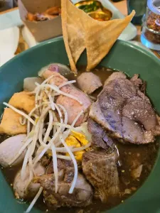 Captain Thai Noodle House - Thai restaurant in Burnaby – fine dining dishes, interior photos, and ambiance.
