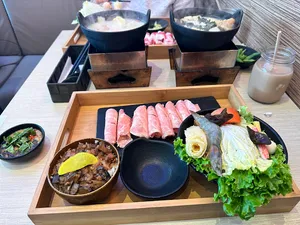 Pot Empire - Hot Pot restaurant in Burnaby – fine dining dishes, interior photos, and ambiance.