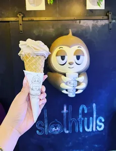 Slothfuls - Bubble Tea restaurant in Burnaby – fine dining dishes, interior photos, and ambiance.