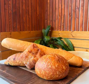 Pane e Formaggio cafe Beatty St - Cafe restaurant in Downtown Vancouver – fine dining dishes, interior photos, and ambiance.