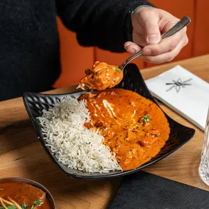 P2P indian restaurant Yaletown - Indian restaurant in Downtown Vancouver – fine dining dishes, interior photos, and ambiance.