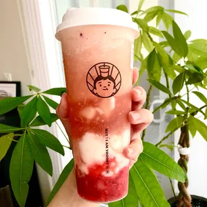 HEY I AM YOGOST CAMBIE - Bubble Tea restaurant in Richmond – fine dining dishes, interior photos, and ambiance.