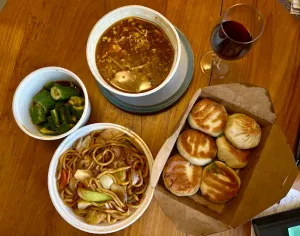 Yaletown Chinese restaurant - Chinese restaurant in Downtown Vancouver – fine dining dishes, interior photos, and ambiance.