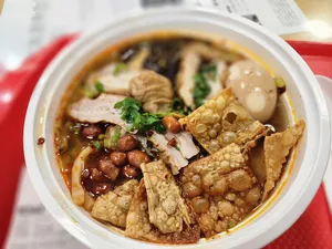 Snail Rice Noodle King Burnaby - Chinese restaurant in Burnaby – fine dining dishes, interior photos, and ambiance.