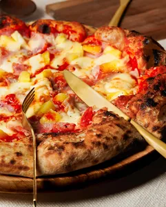 La Ruota West Broadway - Pizza restaurant in Vancouver – fine dining dishes, interior photos, and ambiance.