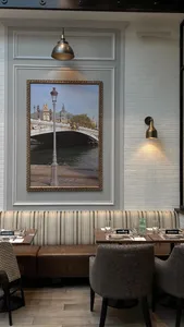 Paul Restaurant, Café and Bakery - Cafe restaurant in Downtown Vancouver – fine dining dishes, interior photos, and ambiance.