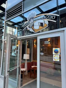 Pane e Formaggio cafe Beatty St - Cafe restaurant in Downtown Vancouver – fine dining dishes, interior photos, and ambiance.