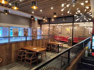 Yang’s Braised Chicken Rice Burnaby - Chinese restaurant – fine dining dishes, interior photos, and ambiance.