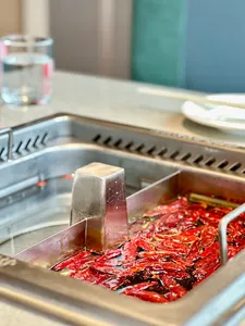 Haidilao Hotpot West Broadway Hot Pot restaurant in Vancouver – fine dining dishes, interior photos, and ambiance.