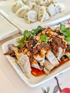 Jia Wei Restaurant - Chinese restaurant in Burnaby – fine dining dishes, interior photos, and ambiance.