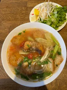 LienHiep Restaurant - Vietnamese restaurant in Vancouver – fine dining dishes, interior photos, and ambiance.