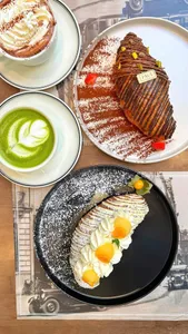 Paul Restaurant, Café and Bakery - Cafe restaurant in Downtown Vancouver – fine dining dishes, interior photos, and ambiance.