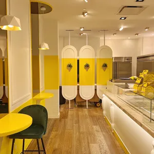 Castella Cheesecake Richmond Centre - Dessert restaurant in Richmond – fine dining dishes, interior photos, and ambiance.