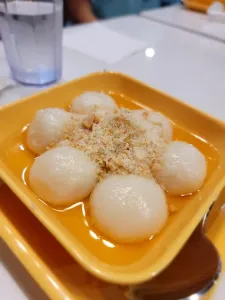 Sweethoney Dessert Burnaby - Dessert restaurant in Burnaby – fine dining dishes, interior photos, and ambiance.