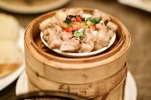 Yue Restaurant - Dim Sum restaurant in Richmond – fine dining dishes, interior photos, and ambiance.