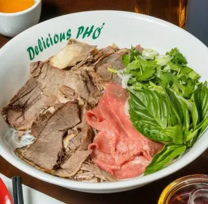 Delicious Pho Vancouver - Vietnamese restaurant in Downtown Vancouver – fine dining dishes, interior photos, and ambiance.