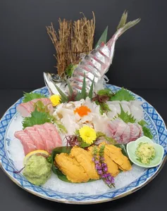 Kyuzo Japanese Restaurant Japanese & Sushi restaurant in Vancouver – fine dining dishes, interior photos, and ambiance.