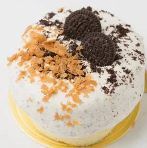 Picture of dish Oreo salty cream cake at Azure Cafe