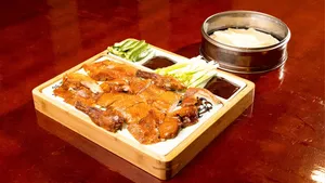 Z&W Shanghai Kitchen - Chinese restaurant in Vancouver – fine dining dishes, interior photos, and ambiance.