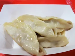 Shanghai Fortune Cuisine - Chinese restaurant in Burnaby – fine dining dishes, interior photos, and ambiance.