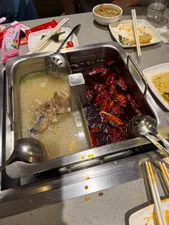 Review photo uploaded by Mj1025 at Haidilao Hotpot Richmond
