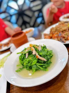 Pinyuexuan seafood restaurant - Dim Sum restaurant in Vancouver – fine dining dishes, interior photos, and ambiance.