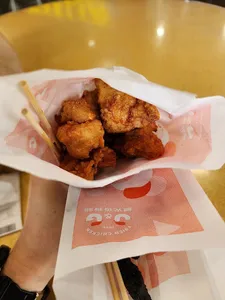 J&G Fried Chicken Crystall Mall - Burger & Fried Chicken restaurant in Burnaby – fine dining dishes, interior photos, and ambiance.