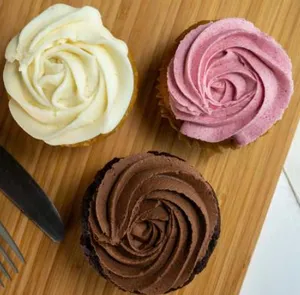 Picture of dish GF Cupcake at Edible Flours