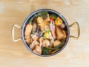 JOJO POT - Hot Pot restaurant in Burnaby – fine dining dishes, interior photos, and ambiance.