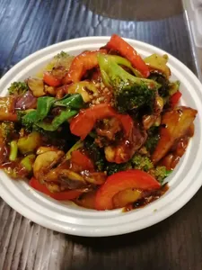 Papaya Hut Restaurant - Thai restaurant in Downtown Vancouver – fine dining dishes, interior photos, and ambiance.