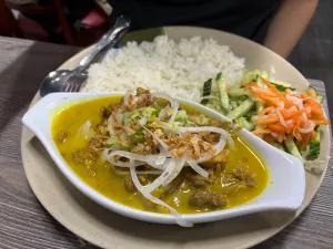 Pho Quynh Express Yaletown - Vietnamese restaurant in Downtown Vancouver – fine dining dishes, interior photos, and ambiance.