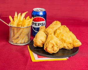 Hi Five Chicken East Broadway - Burger & Fried Chicken restaurant in Vancouver – fine dining dishes, interior photos, and ambiance.