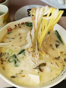 Grains Fish Noodle Lansdowne - Chinese restaurant in Richmond – fine dining dishes, interior photos, and ambiance.