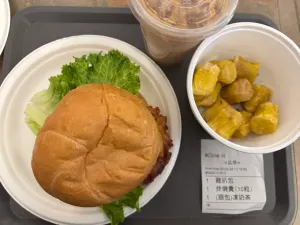 Cha Don Empire - Taiwanese & HK Cafe restaurant in Richmond – fine dining dishes, interior photos, and ambiance.