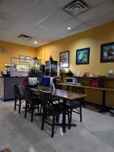 Papaya Hut Restaurant - Thai restaurant in Downtown Vancouver – fine dining dishes, interior photos, and ambiance.