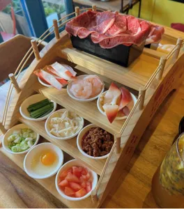 Flower & House in Spring - Chinese restaurant in Downtown Vancouver – fine dining dishes, interior photos, and ambiance.