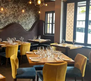 Swad Indian Kitchen - Indian restaurant in Vancouver – fine dining dishes, interior photos, and ambiance.