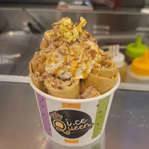 I.ce Queen - Dessert restaurant in Richmond – fine dining dishes, interior photos, and ambiance.