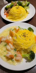 Dingding Restaurant - Chinese restaurant in Downtown Vancouver – fine dining dishes, interior photos, and ambiance.