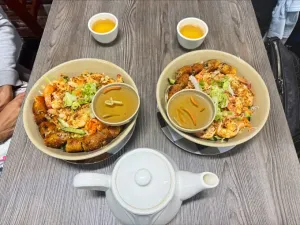Pho Quynh Express Yaletown - Vietnamese restaurant in Downtown Vancouver – fine dining dishes, interior photos, and ambiance.