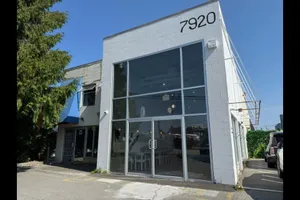 Oui Patisserie - Cafe restaurant in Richmond – fine dining dishes, interior photos, and ambiance.