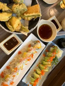 Big Bang Sushi - Japanese & Sushi restaurant in Downtown Vancouver – fine dining dishes, interior photos, and ambiance.