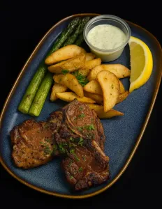 Chef Ron Restaurant & Bar - Global restaurant in Vancouver – fine dining dishes, interior photos, and ambiance.