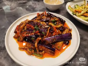 Dumpling King - Chinese restaurant in Richmond – fine dining dishes, interior photos, and ambiance.